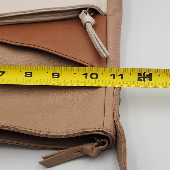 The Sak Collective Gretchen IO Leather Crossbody Bag Tan‎ Brown Zip - Adjustable - Picture 13 of 14